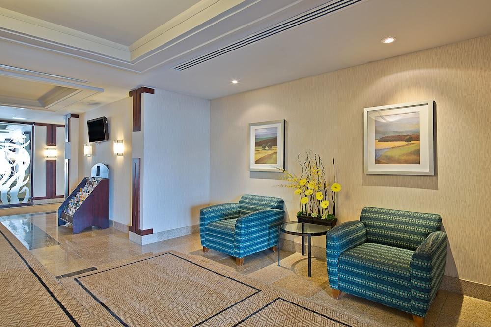 Holiday Inn Express Hotel & Suites Ottawa Airport By Ihg Ngoại thất bức ảnh