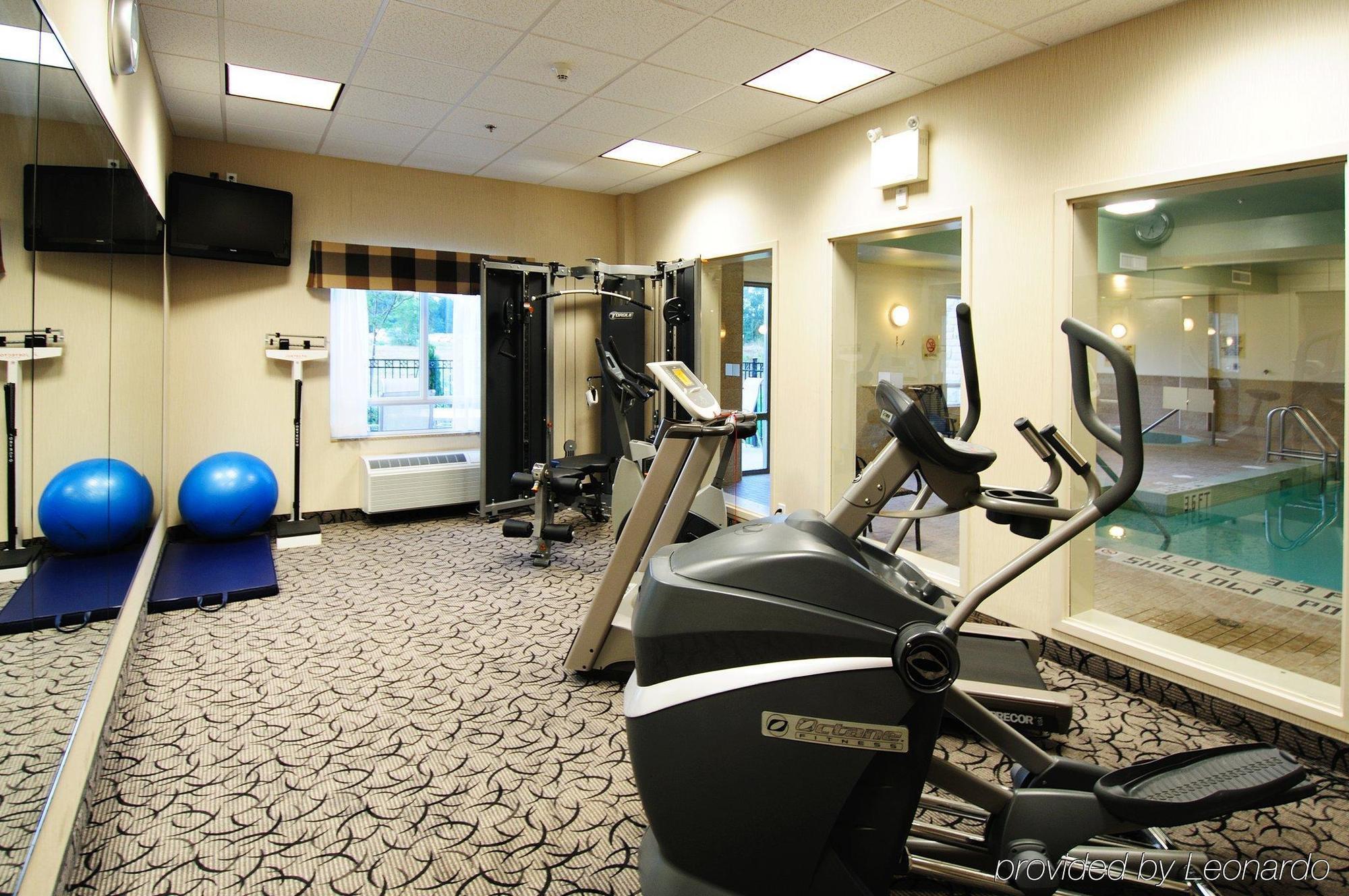 Holiday Inn Express Hotel & Suites Ottawa Airport By Ihg Ngoại thất bức ảnh